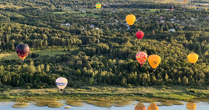 Завораживающее зрелище: в Ярославской области прошел 22-й фестиваль воздухоплавания_247087
