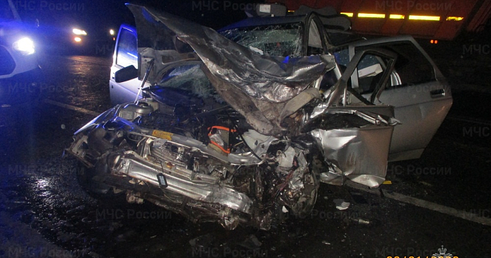 В Ярославской области в столкновении двух легковушек пострадали водители