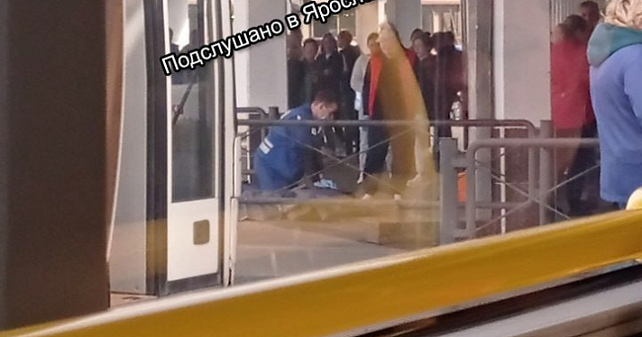 В Ярославле на платформе автовокзала скончался мужчина_252958