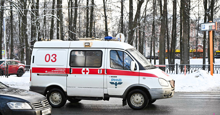 Ударил девушку-фельдшера: в Ярославле совершено нападение на бригаду скорой помощи