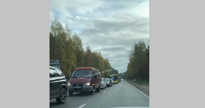 День пробок: в Заволжском районе случился транспортный коллапс