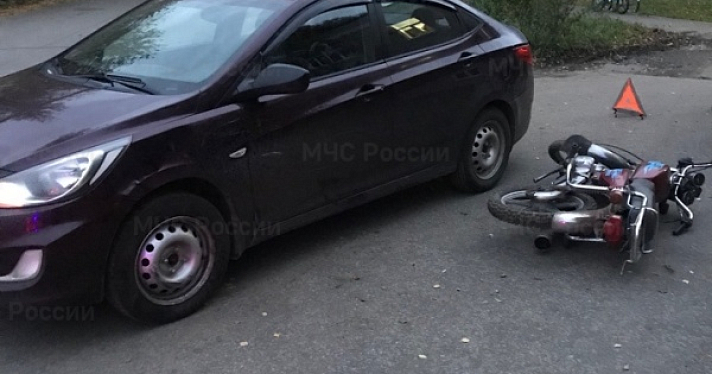 В Рыбинске в ДТП с легковушкой пострадал мопедист