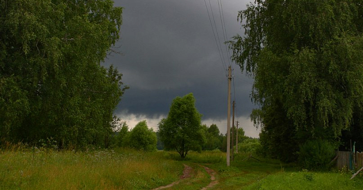 В Ярославской области утренняя гроза часть населенных пунктов оставила без света