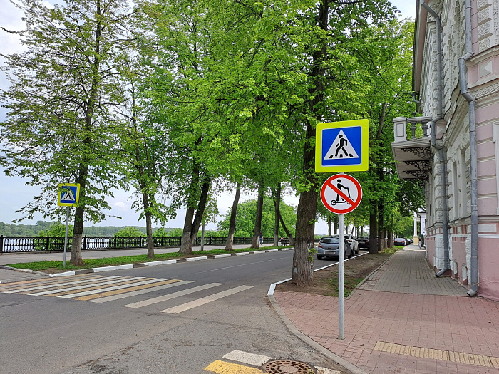 В центре Ярославля частично запретили катание на электросамокатах